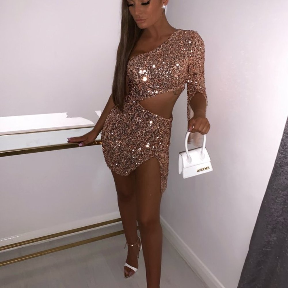 DRESSMEZEE OVERNIGHT FAME CUT OUT MINI DRESS - ROSE GOLD- Size Small (6)